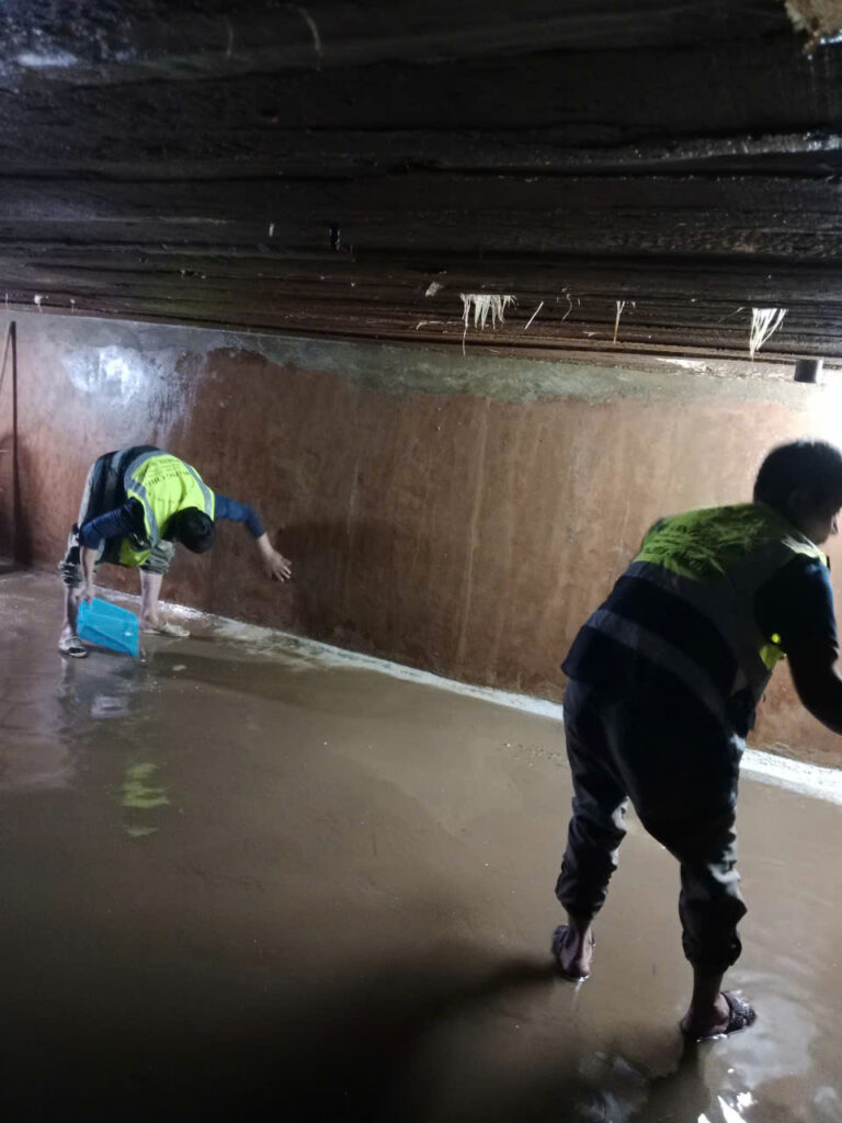 Thợ chống thấm tại Bình Tân